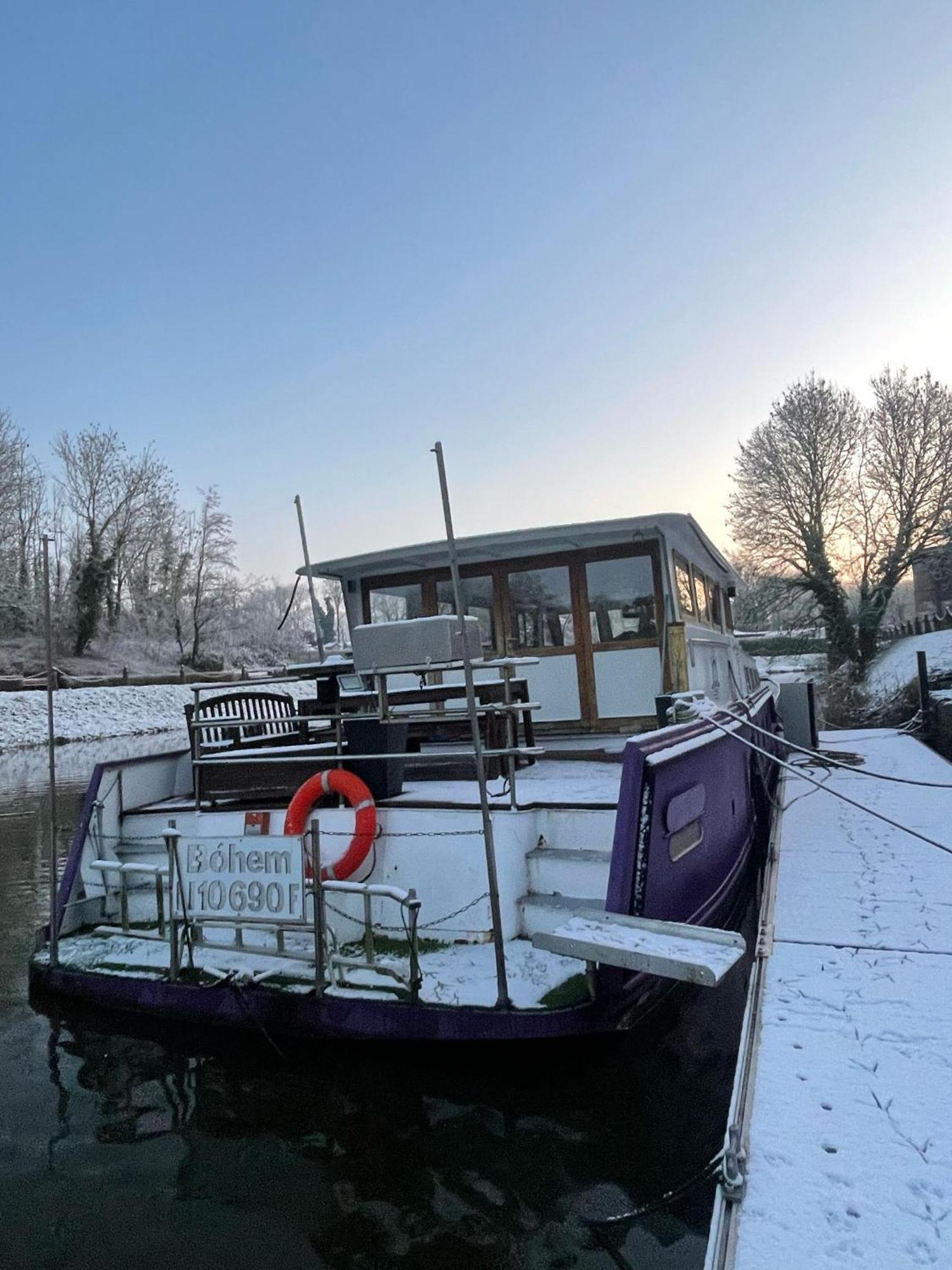 Nuit Insolite A Bord D'Une Peniche, 6 Personnes Bergues Ngoại thất bức ảnh